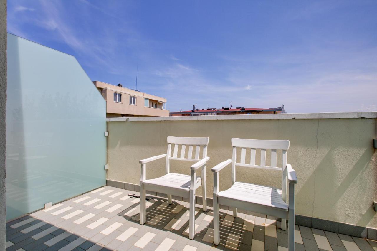 Hotel Christian Ideale Per Famiglie Riccione Esterno foto